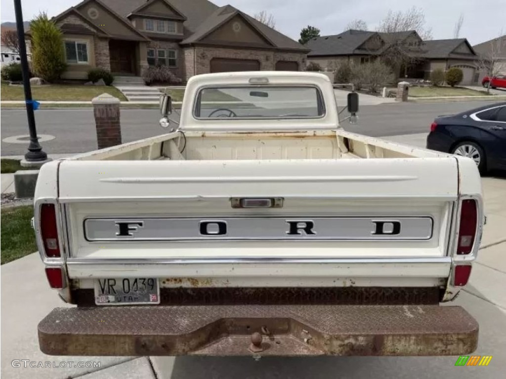 Wimbledon White 1969 Ford F250 Camper Special Regular Cab Exterior Photo #144294398