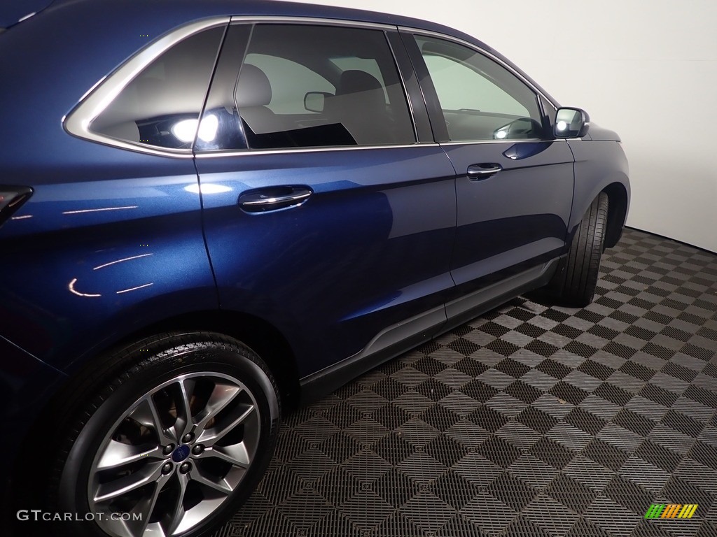 2017 Edge Titanium AWD - Blue Jeans Metallic / Ebony photo #23