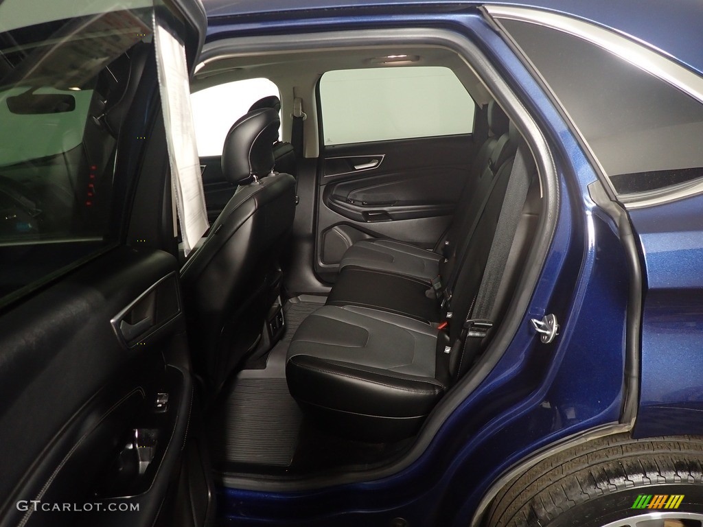 2017 Edge Titanium AWD - Blue Jeans Metallic / Ebony photo #40