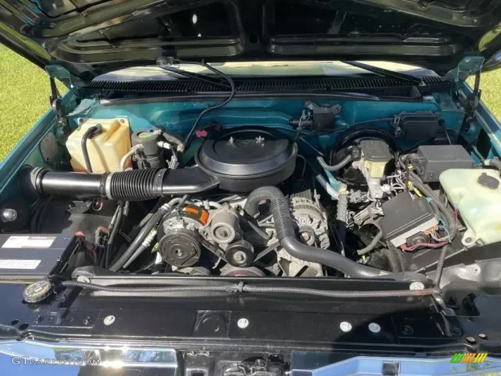 1995 Chevrolet C/K C1500 Extended Cab 5.7 Liter OHV 16-Valve V8 Engine Photo #144296392