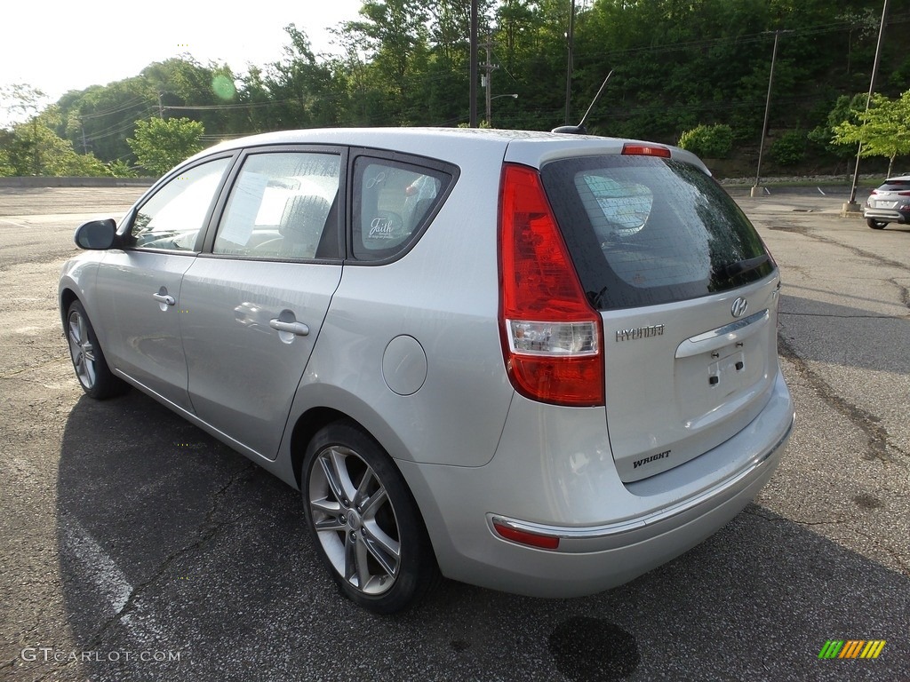 2009 Elantra Touring - Quicksilver / Black photo #2