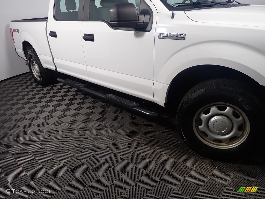 2016 F150 XL SuperCrew 4x4 - Oxford White / Medium Earth Gray photo #3
