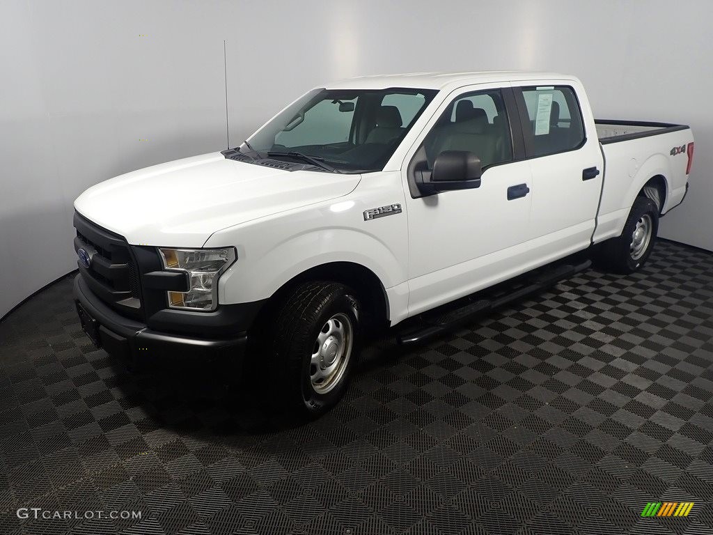 2016 F150 XL SuperCrew 4x4 - Oxford White / Medium Earth Gray photo #8