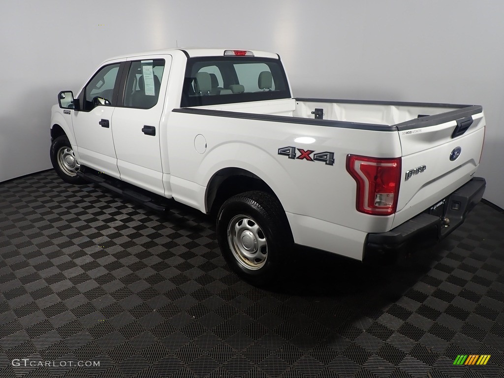 2016 F150 XL SuperCrew 4x4 - Oxford White / Medium Earth Gray photo #11