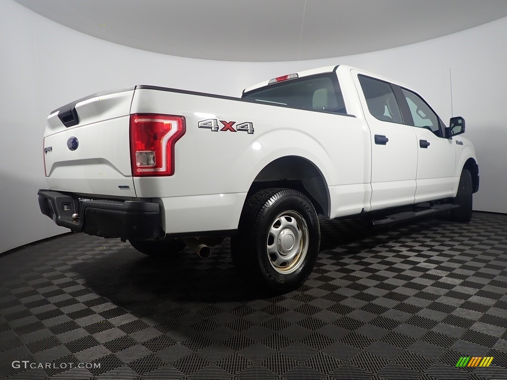 2016 F150 XL SuperCrew 4x4 - Oxford White / Medium Earth Gray photo #14