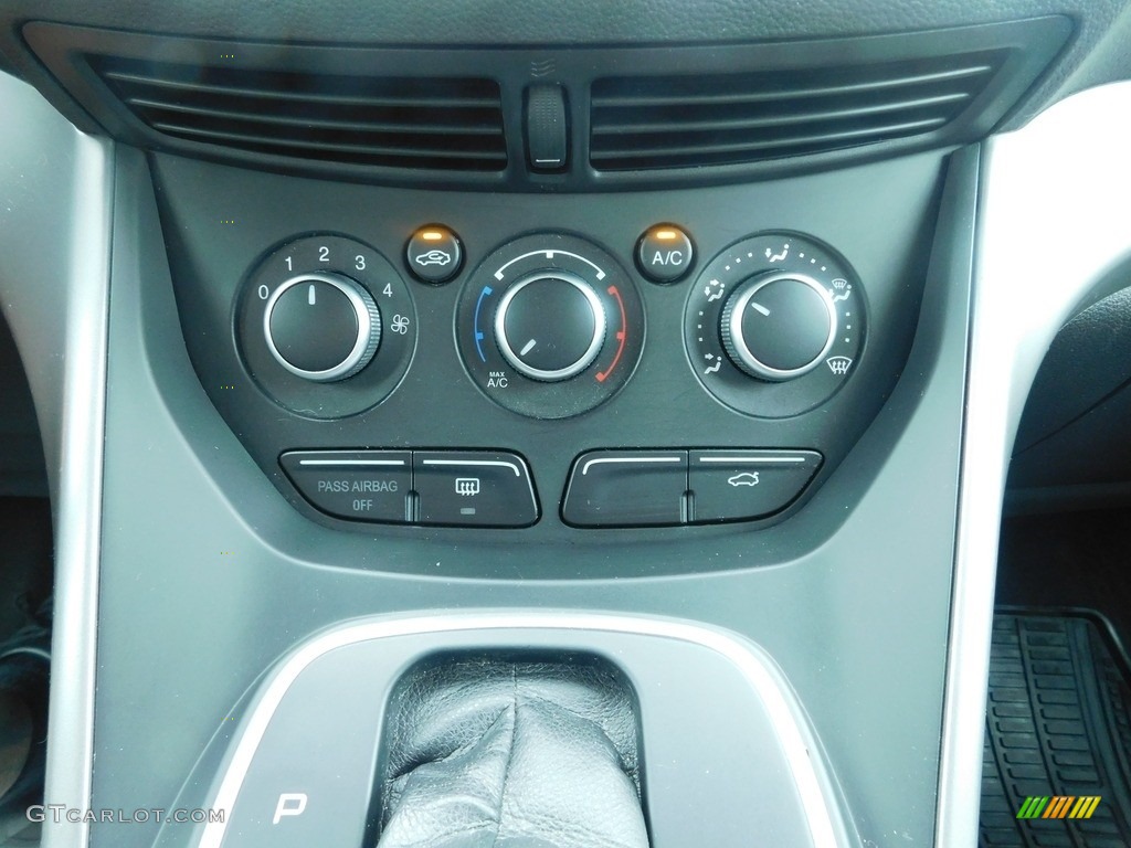 2013 Escape SE 1.6L EcoBoost - Tuxedo Black Metallic / Charcoal Black photo #11