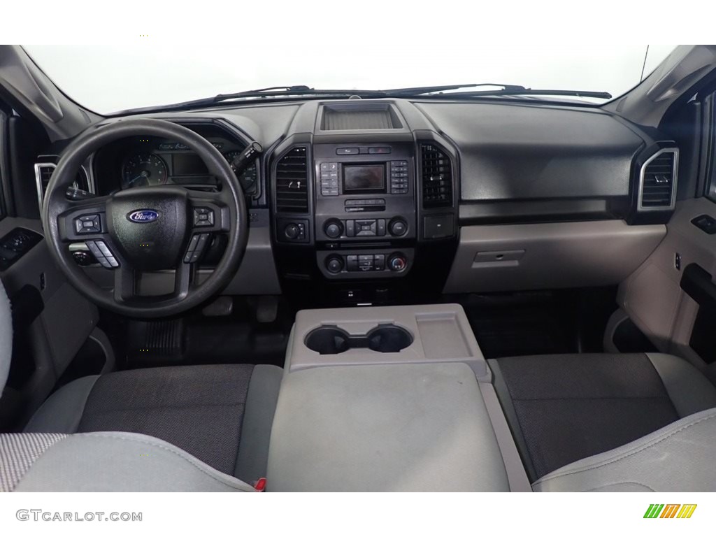 2016 F150 XL SuperCrew 4x4 - Oxford White / Medium Earth Gray photo #22