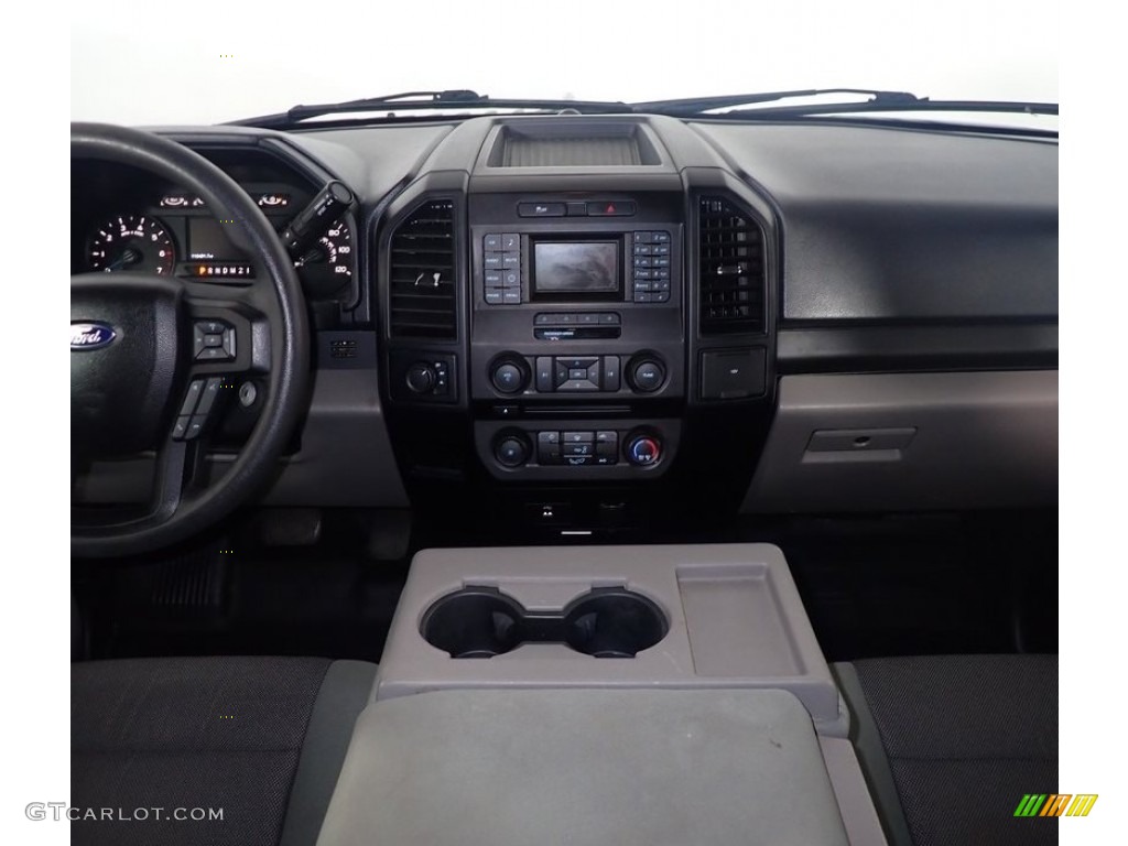 2016 F150 XL SuperCrew 4x4 - Oxford White / Medium Earth Gray photo #23