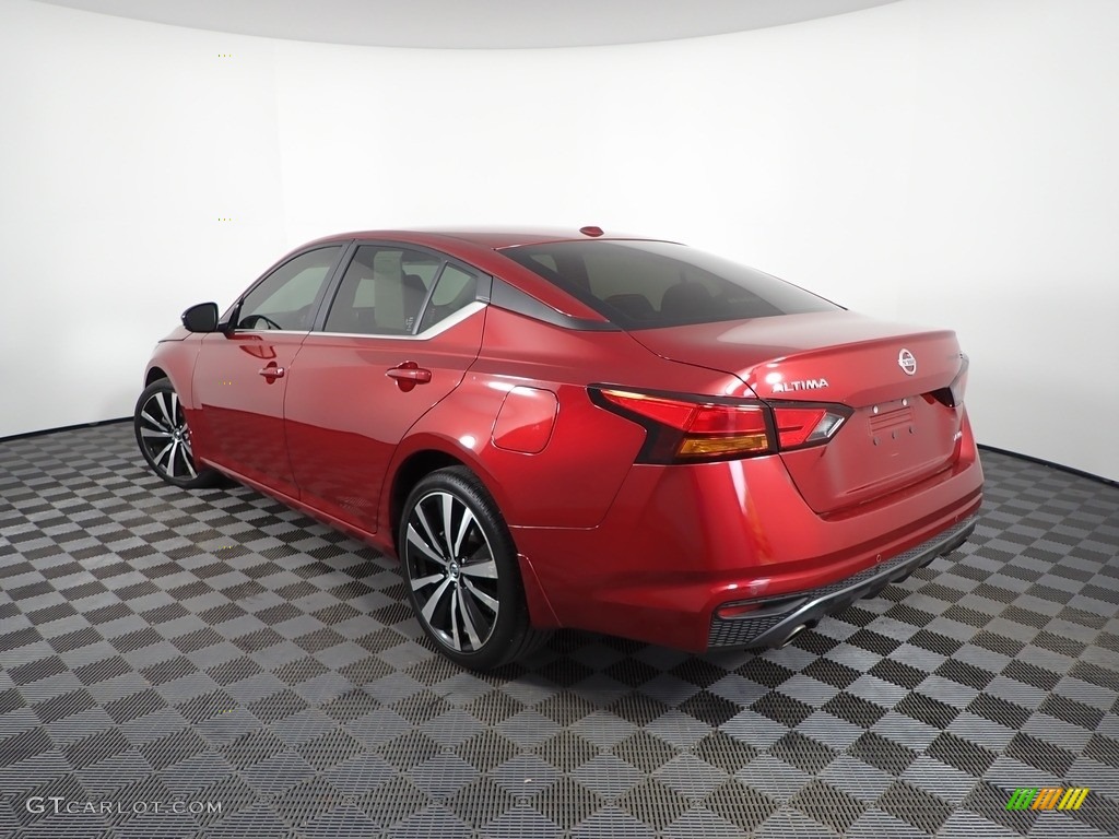 2020 Altima SR AWD - Scarlet Ember Tintcoat / Charcoal photo #8