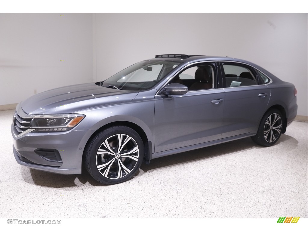 2020 Passat SEL - Platinum Gray Metallic / Mauro Brown photo #3