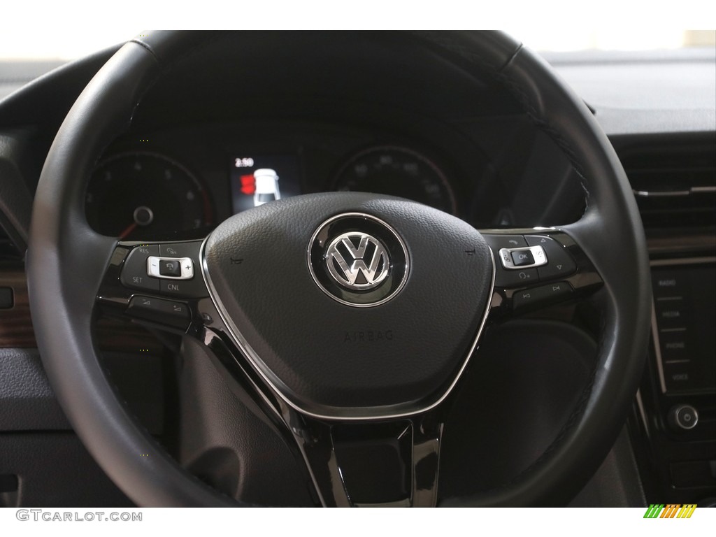 2020 Volkswagen Passat SEL Steering Wheel Photos