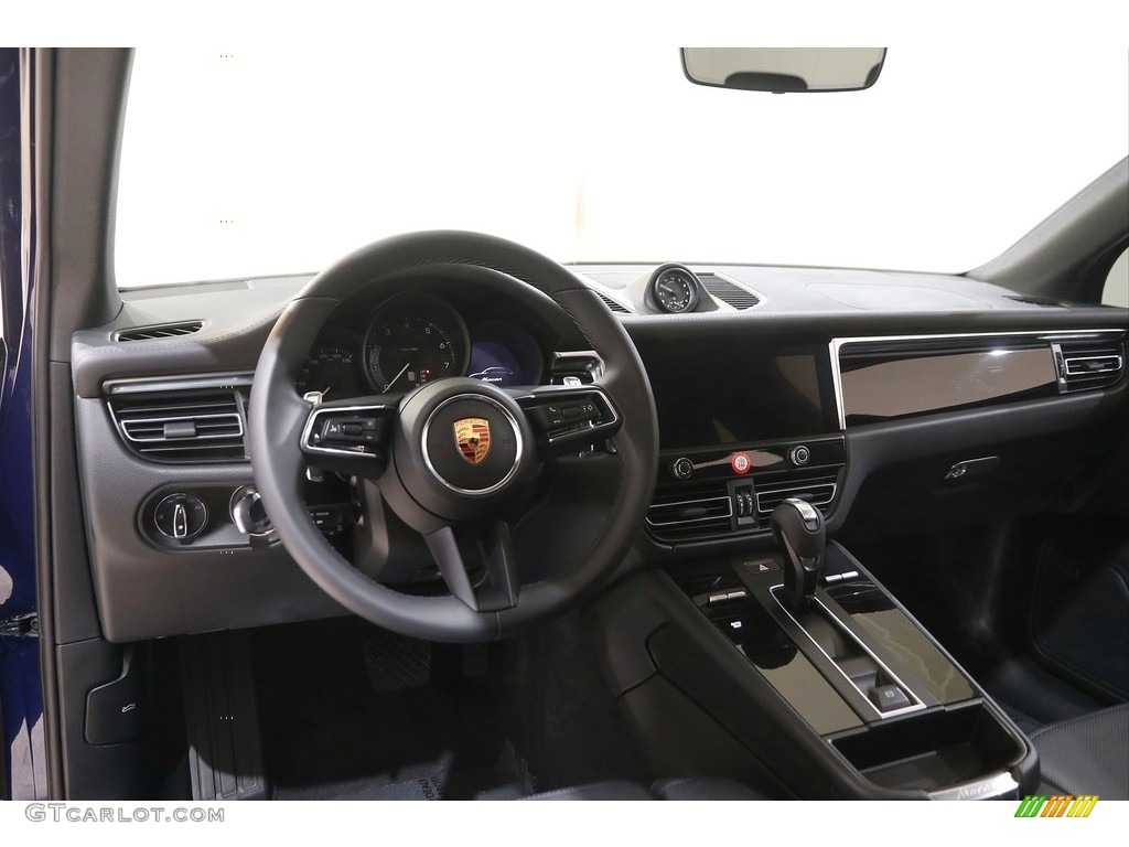 2022 Porsche Macan Standard Macan Model Black Dashboard Photo #144301135
