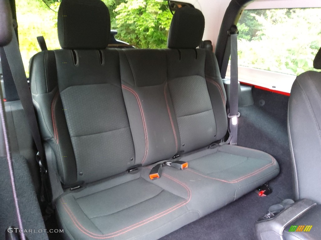 2018 Wrangler Rubicon 4x4 - Firecracker Red / Black photo #17