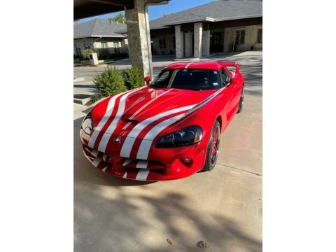 2005 Dodge Viper SRT-10 Hennesy Venom 750 Data, Info and Specs