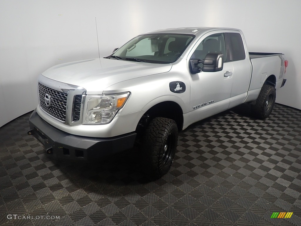 Brilliant Silver 2017 Nissan TITAN XD SV King Cab 4x4 Exterior Photo #144303724