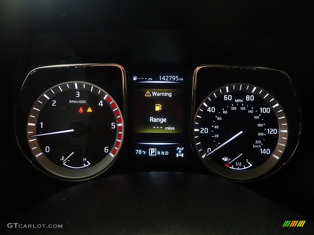 2017 Nissan TITAN XD SV King Cab 4x4 Gauges Photos