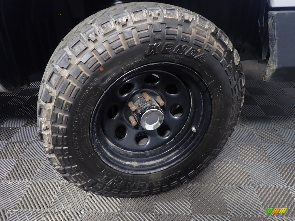 2017 Nissan TITAN XD SV King Cab 4x4 Custom Wheels Photo #144304156