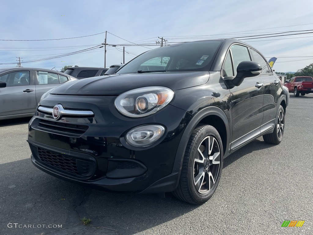 2016 Fiat 500X Easy Exterior Photos
