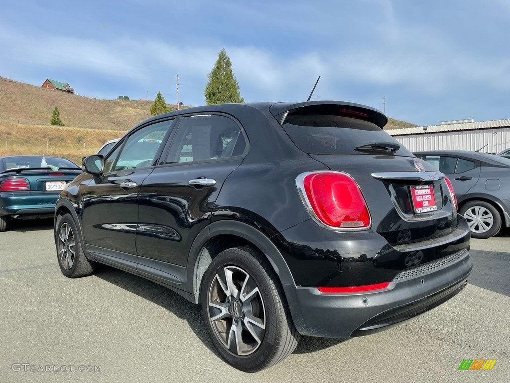 Nero Cinema (Black) 2016 Fiat 500X Easy Exterior Photo #144305319
