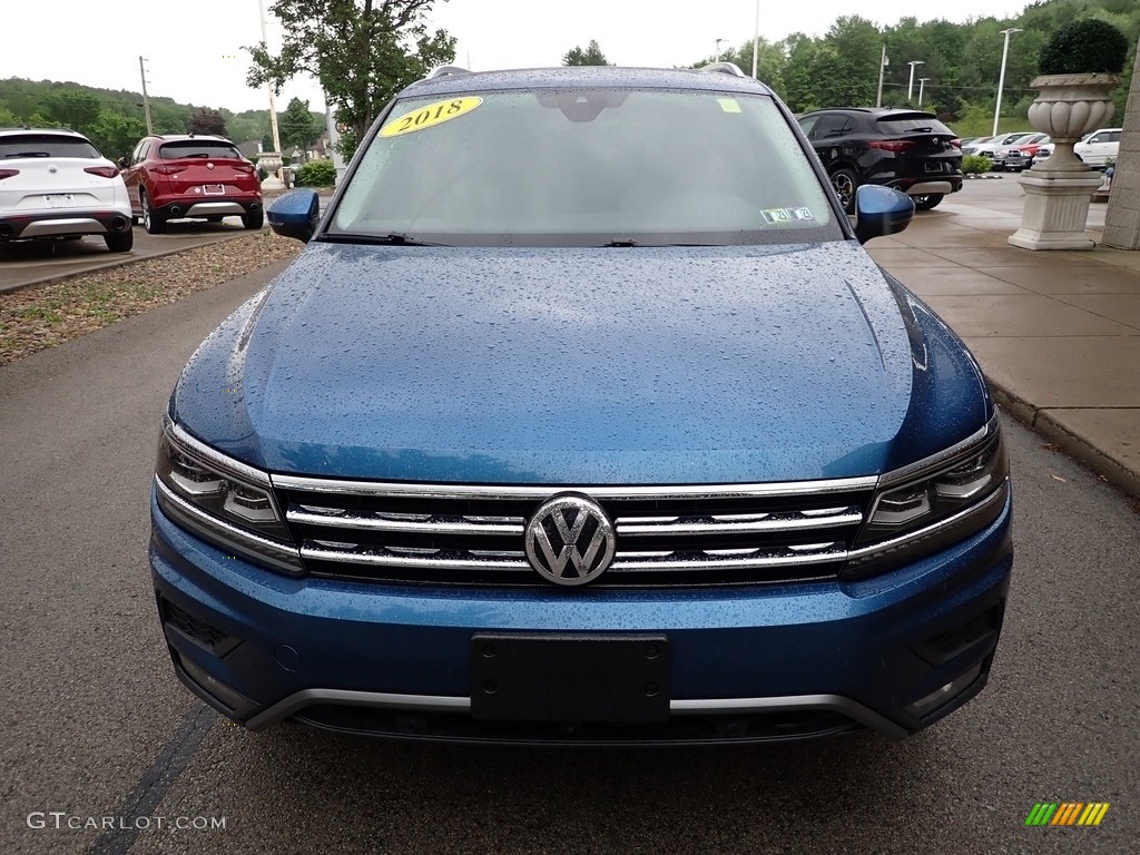 2018 Tiguan SEL Premium 4MOTION - Silk Blue Metallic / Storm Gray photo #3