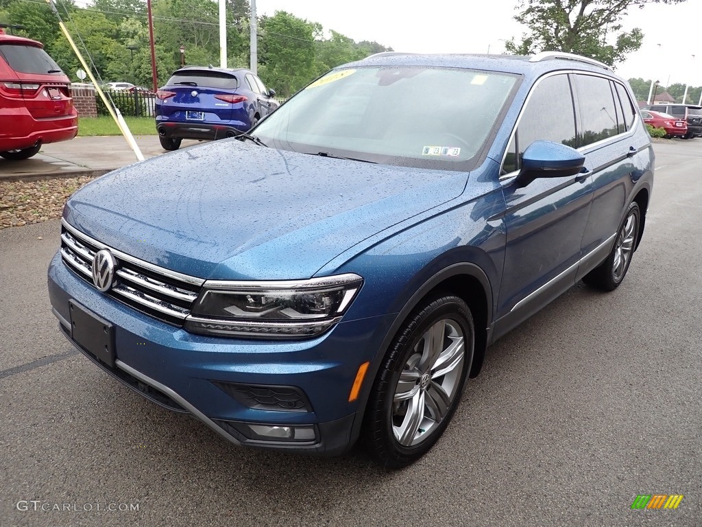 2018 Tiguan SEL Premium 4MOTION - Silk Blue Metallic / Storm Gray photo #4