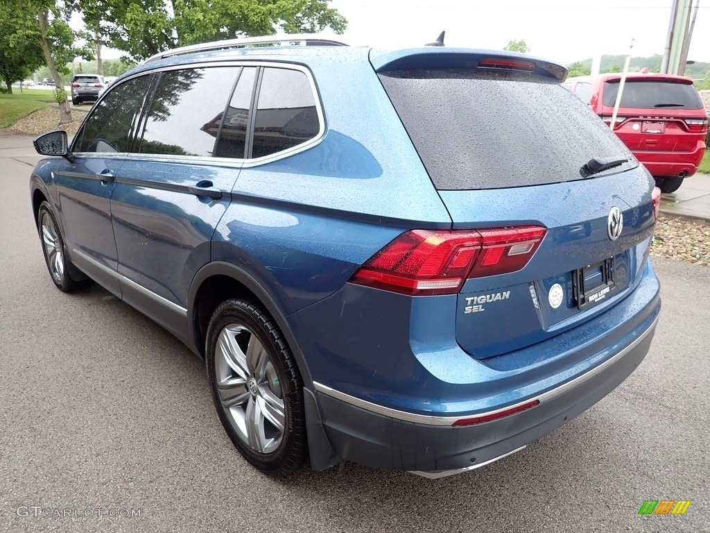 2018 Tiguan SEL Premium 4MOTION - Silk Blue Metallic / Storm Gray photo #6