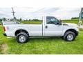 Oxford White - F250 Super Duty XL Regular Cab 4x4 Photo No. 3