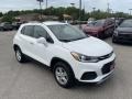 Summit White - Trax LT AWD Photo No. 4