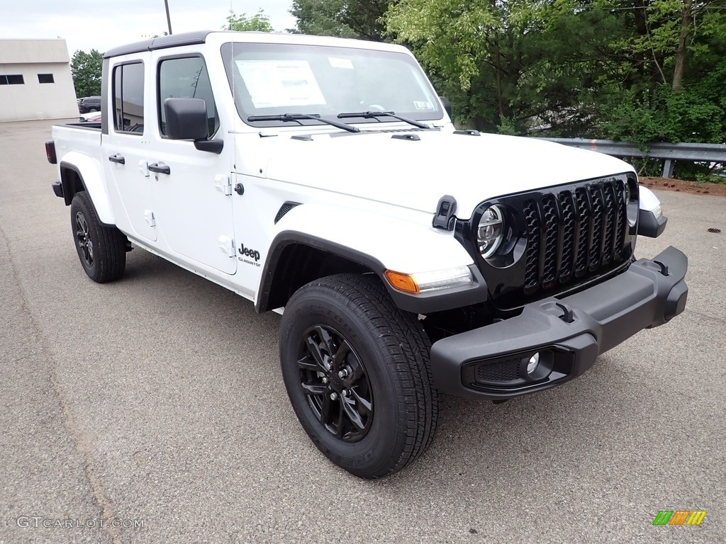 2022 Gladiator Altitude 4x4 - Bright White / Black photo #7