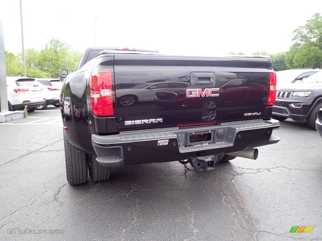 2016 Sierra 3500HD Denali Crew Cab 4x4 - Onyx Black / Jet Black photo #4