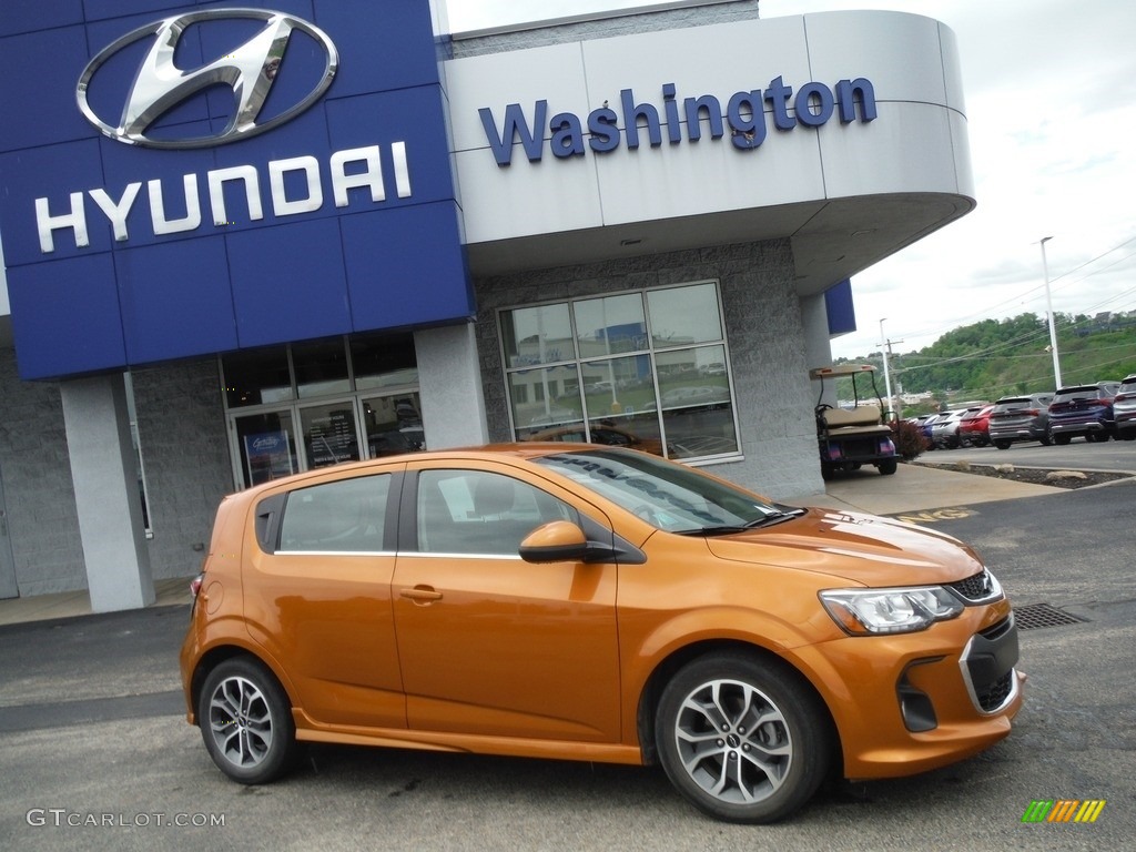 2019 Sonic LT Hatchback - Orange Burst Metallic / Jet Black photo #2