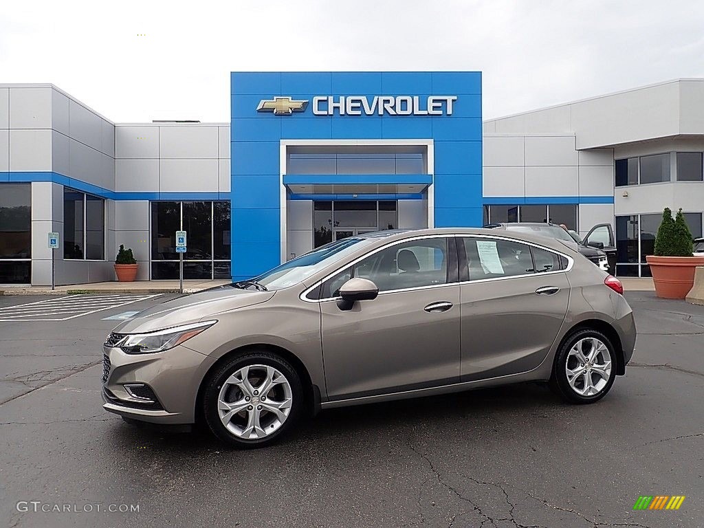 2018 Cruze Premier Hatchback - Pepperdust Metallic / Jet Black photo #1