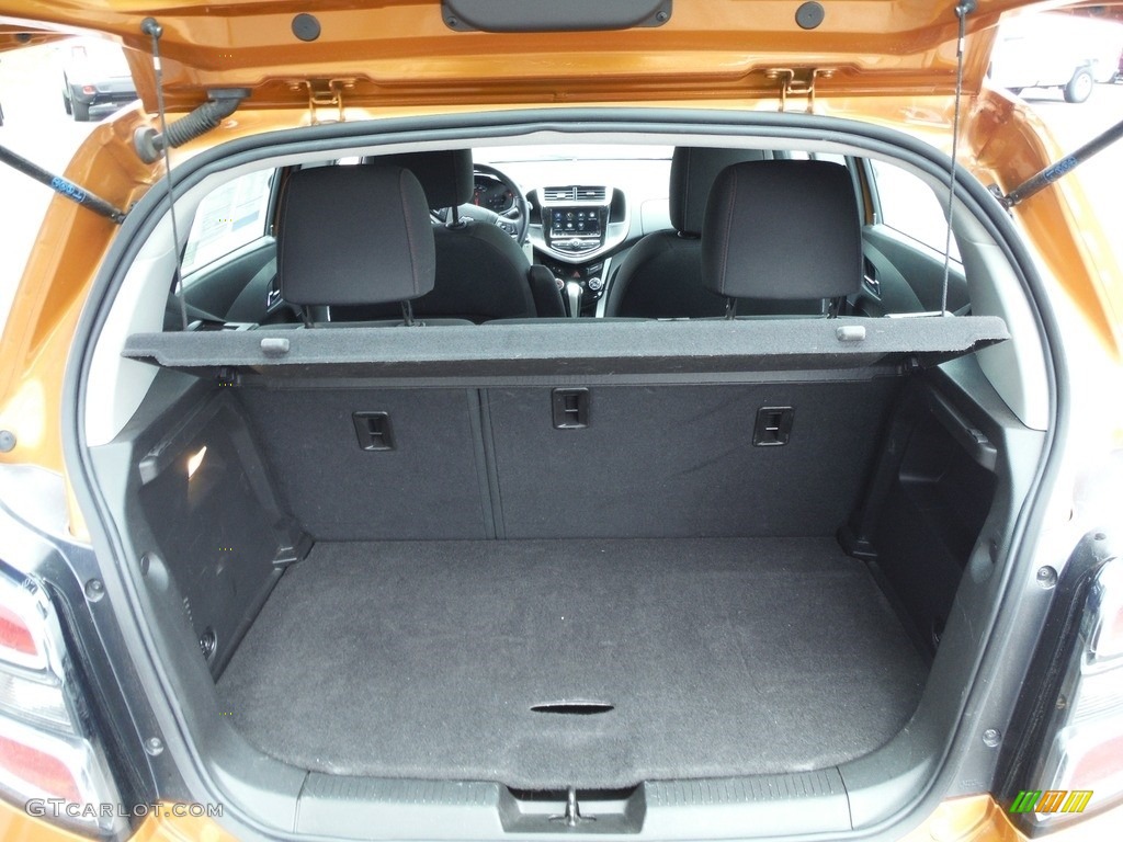2019 Chevrolet Sonic LT Hatchback Trunk Photos