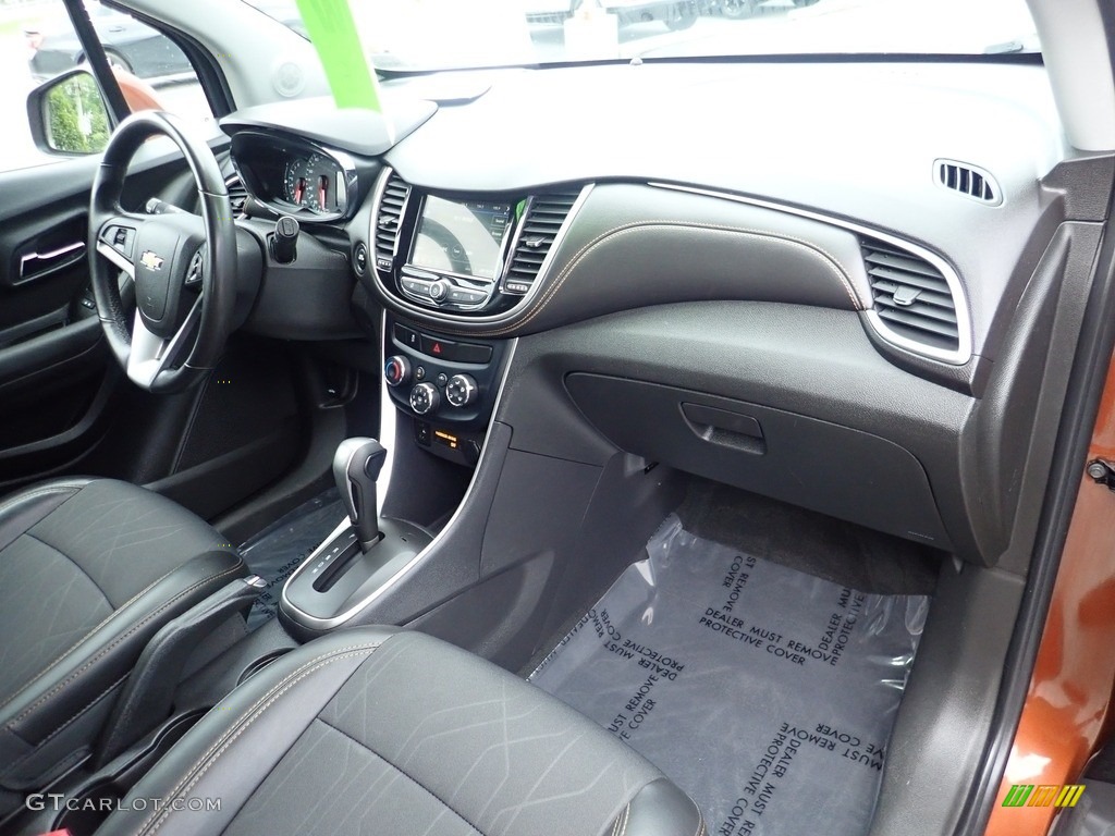 2019 Chevrolet Trax LT AWD Jet Black Dashboard Photo #144310257