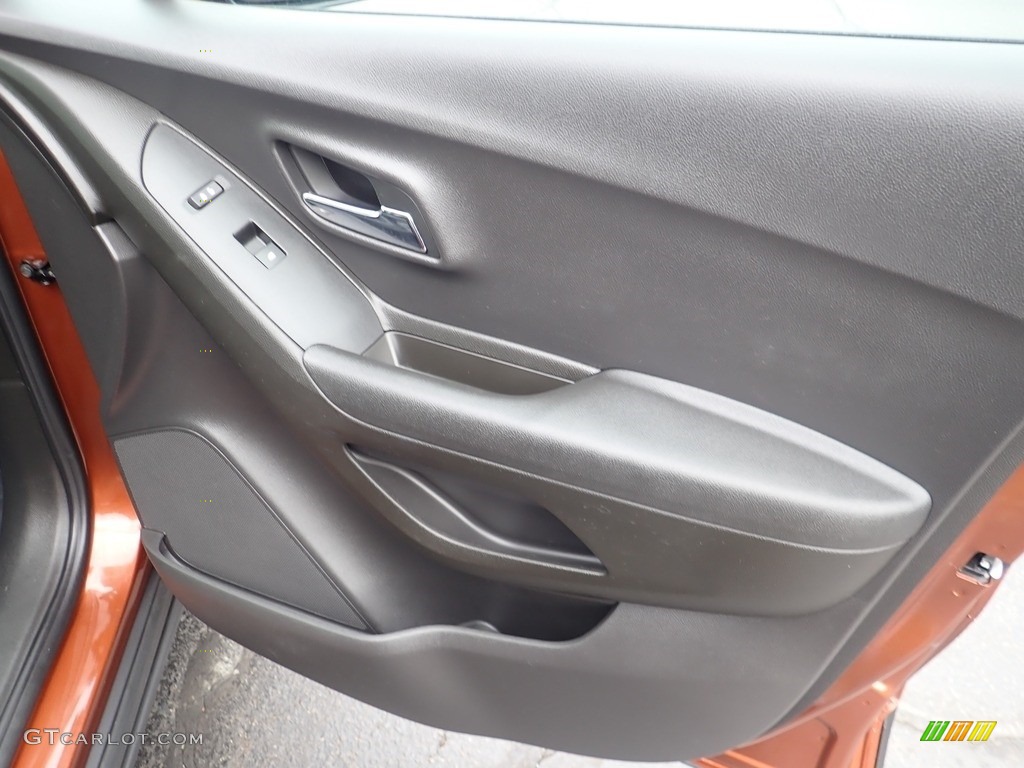 2019 Chevrolet Trax LT AWD Jet Black Door Panel Photo #144310275