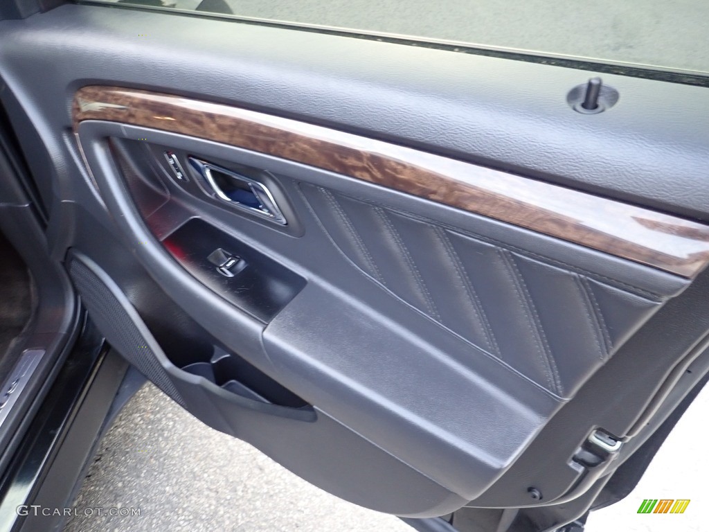 2013 Taurus Limited - Tuxedo Black Metallic / Charcoal Black photo #14