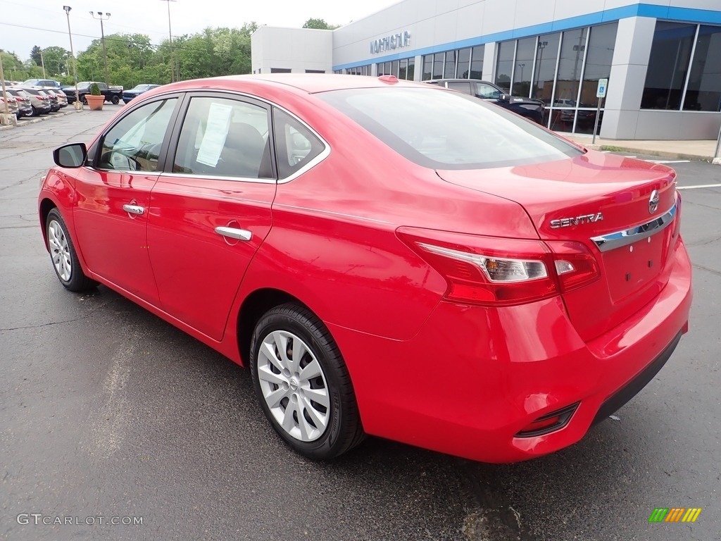 2017 Sentra SV - Red Alert / Charcoal photo #4