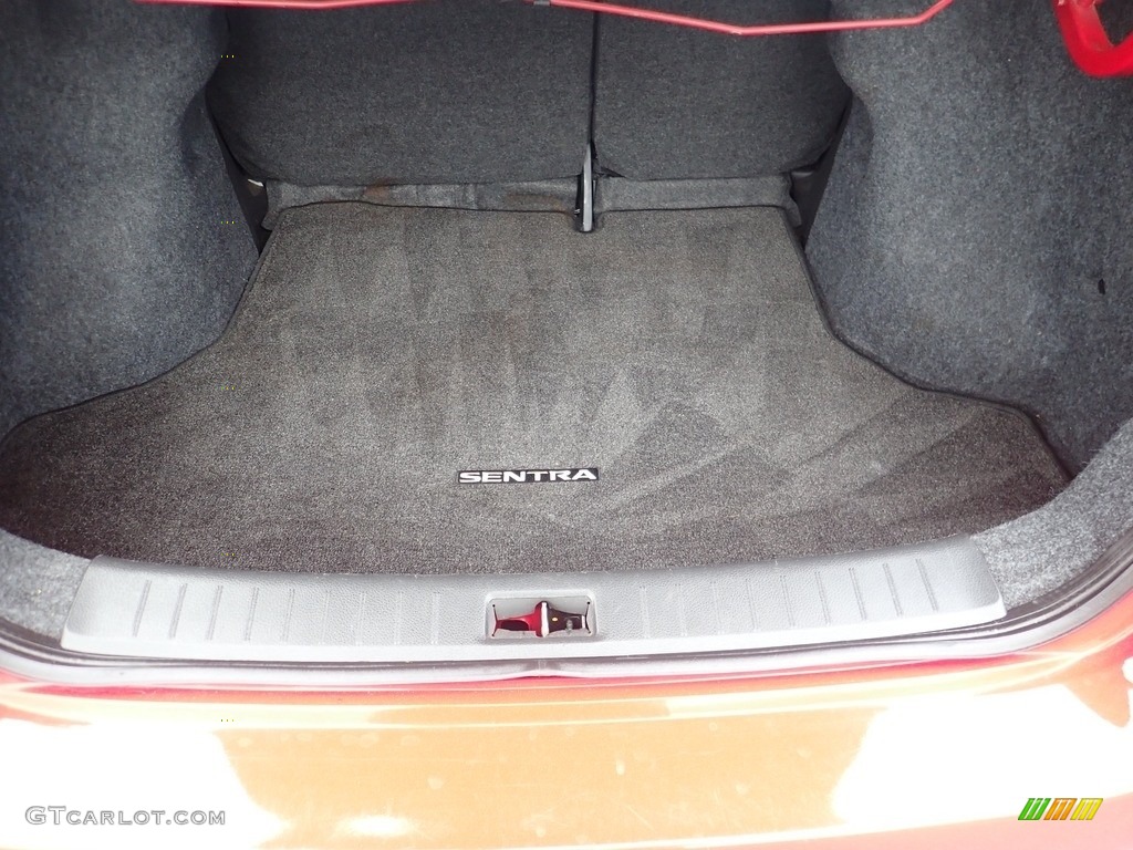 2017 Sentra SV - Red Alert / Charcoal photo #7