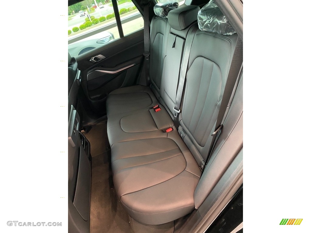 2022 X5 xDrive40i - Jet Black / Black photo #5