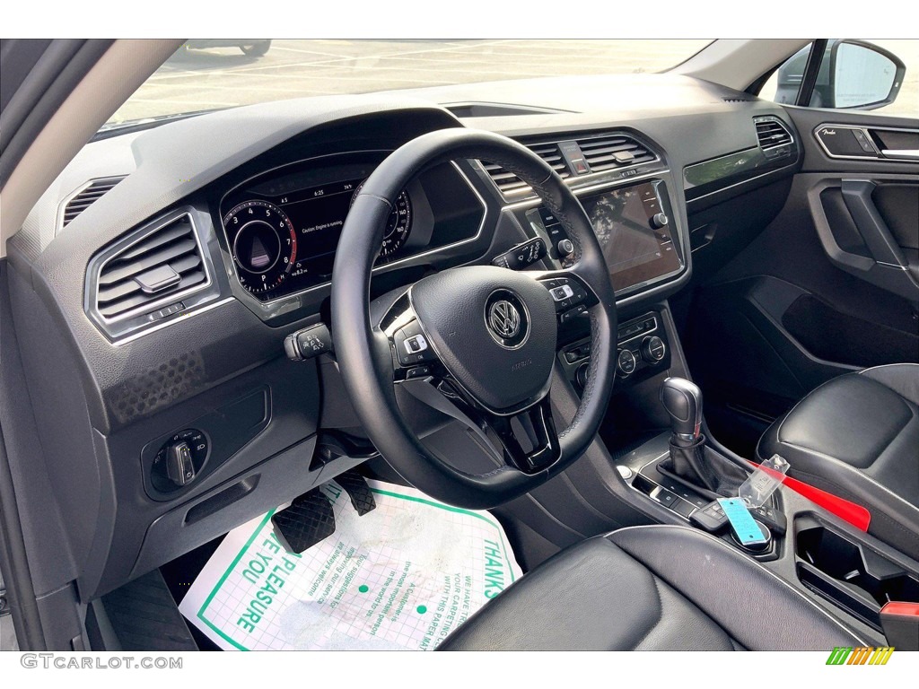 2018 Volkswagen Tiguan SEL Premium 4MOTION Titan Black Dashboard Photo #144316641