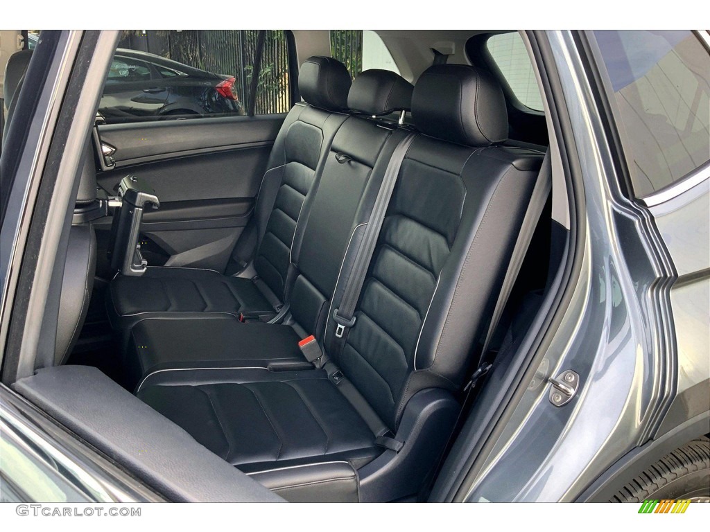2018 Volkswagen Tiguan SEL Premium 4MOTION Rear Seat Photo #144316839