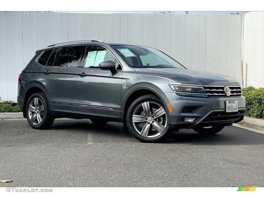 Platinum Gray Metallic 2018 Volkswagen Tiguan SEL Premium 4MOTION Exterior Photo #144317010