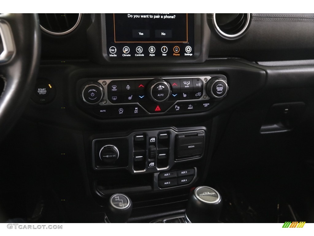 2020 Gladiator Overland 4x4 - Hydro Blue Pearl / Black photo #15