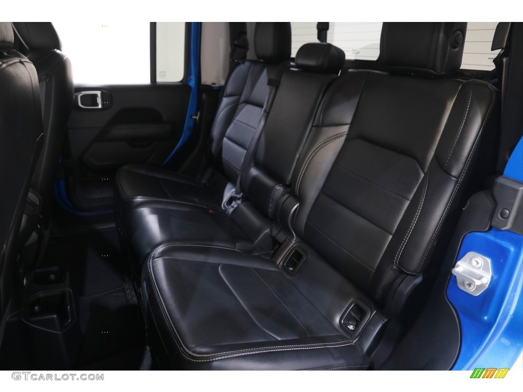 2020 Gladiator Overland 4x4 - Hydro Blue Pearl / Black photo #19