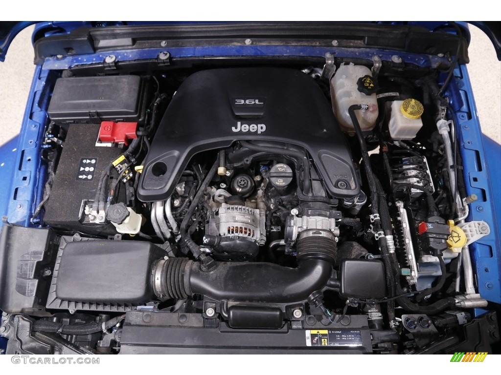 2020 Gladiator Overland 4x4 - Hydro Blue Pearl / Black photo #21