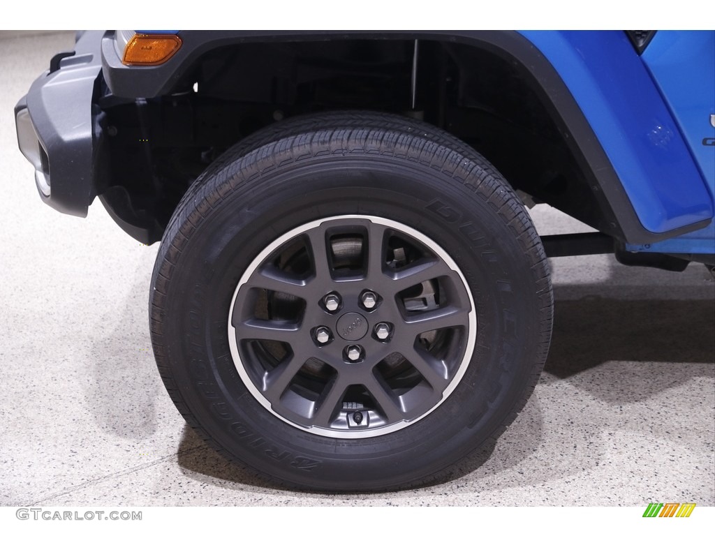 2020 Gladiator Overland 4x4 - Hydro Blue Pearl / Black photo #22