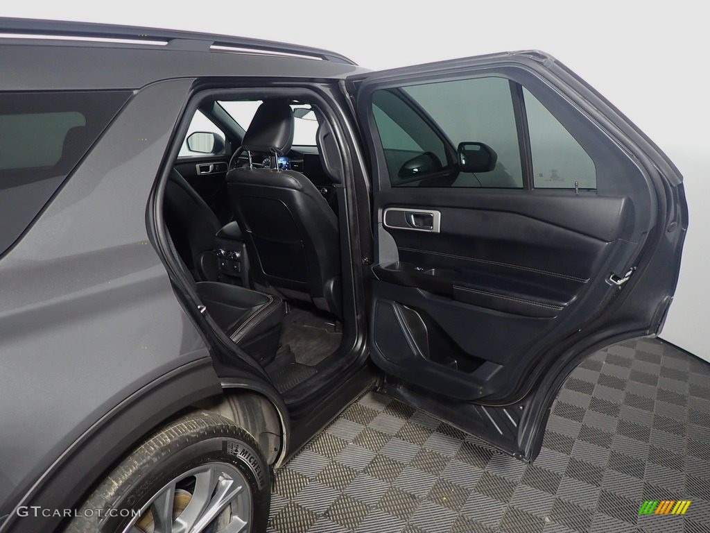 2020 Explorer XLT 4WD - Magnetic Metallic / Ebony photo #40