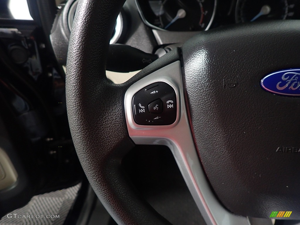 2019 Fiesta SE Sedan - Shadow Black / Medium Light Stone photo #29