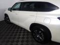 2021 Blizzard White Pearl Toyota Highlander XLE AWD  photo #20