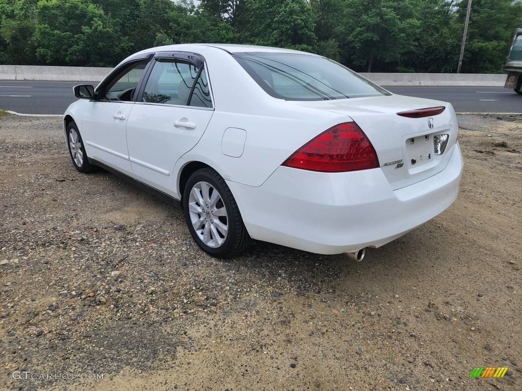 2007 Accord SE V6 Sedan - Taffeta White / Ivory photo #6